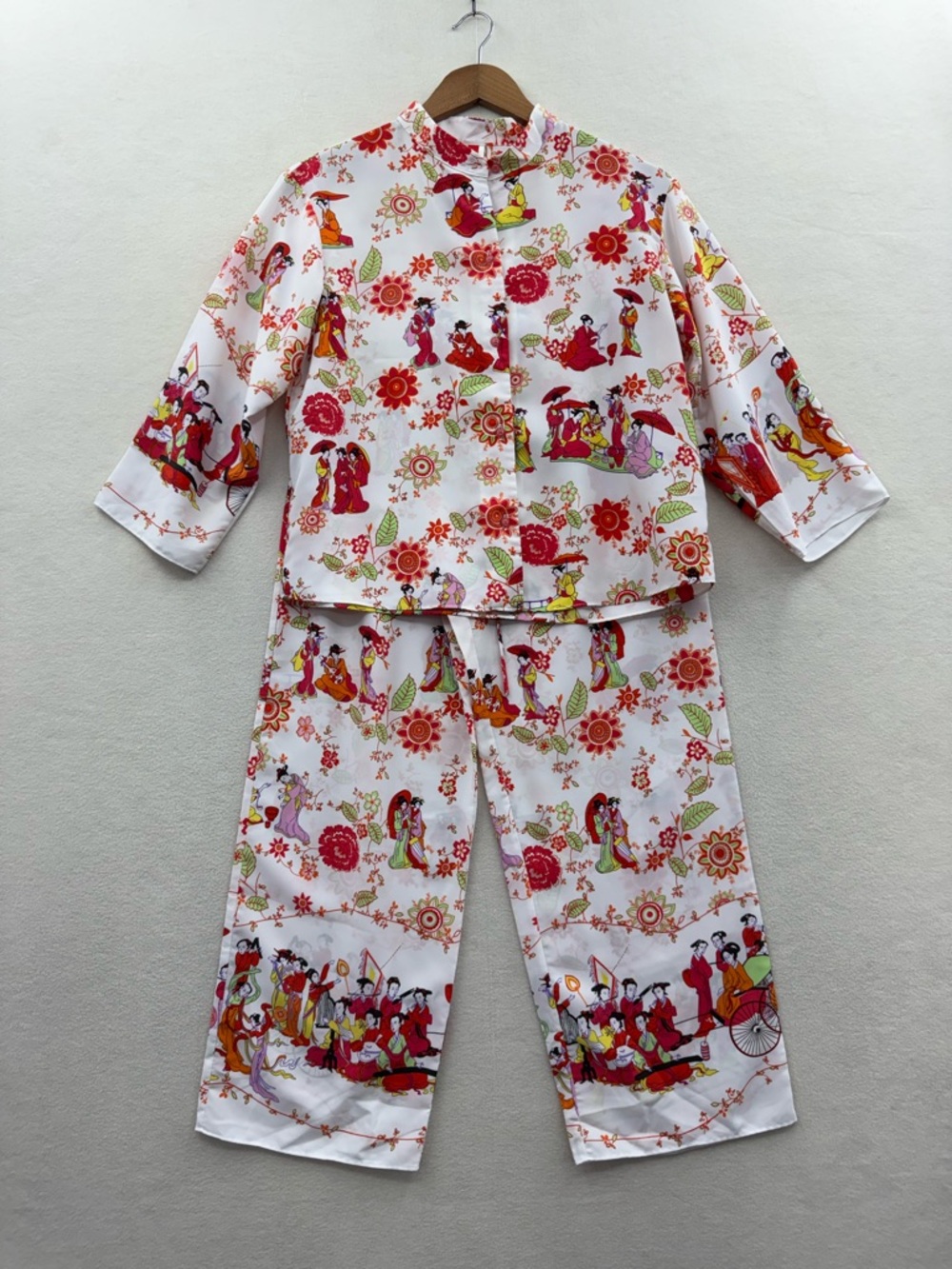 Josie by Natori Women’s XS Pajama Set Loungewear Matching Set Top Capri